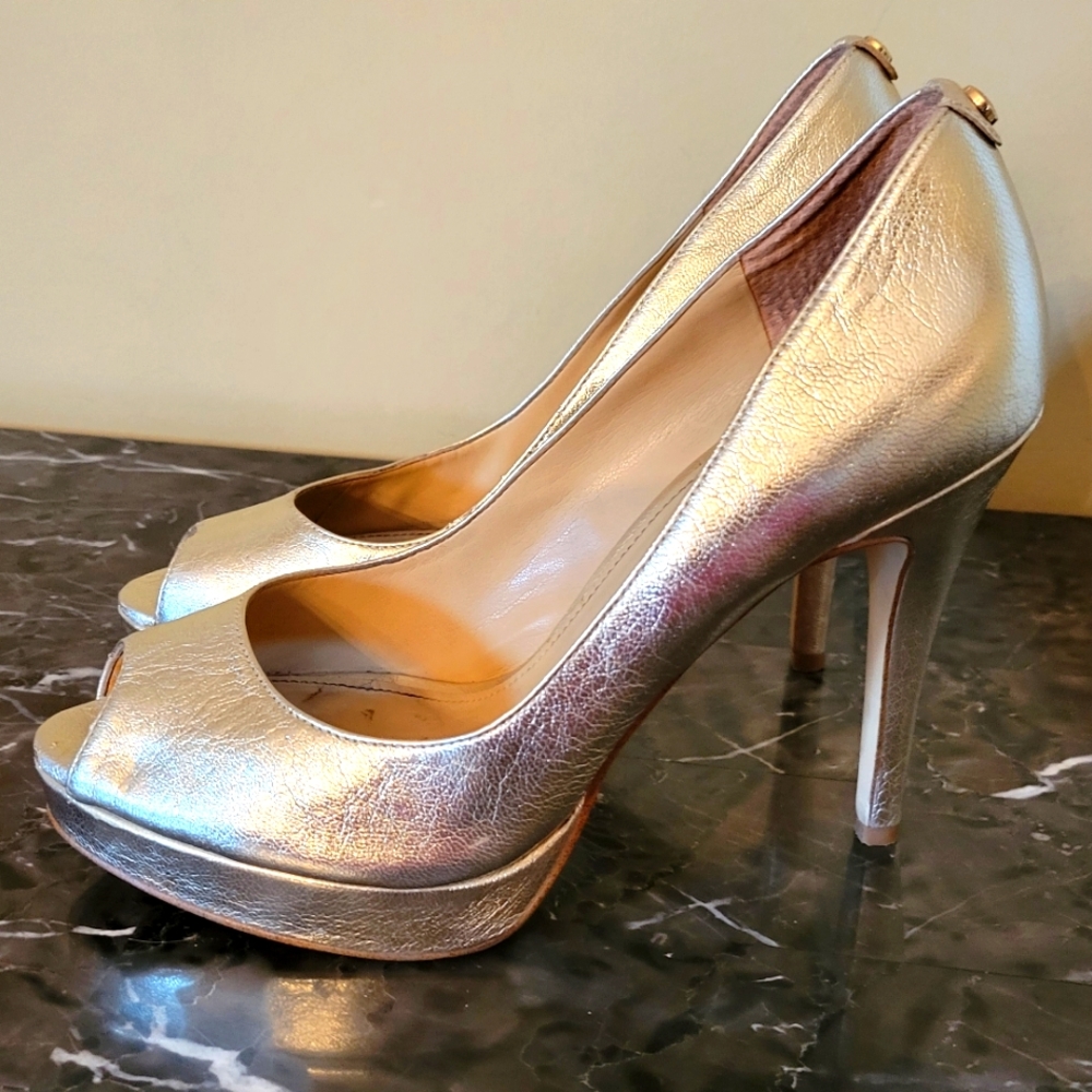 Michael kors peep toe 3 "  heel shoes with 1" platform , super comfortable